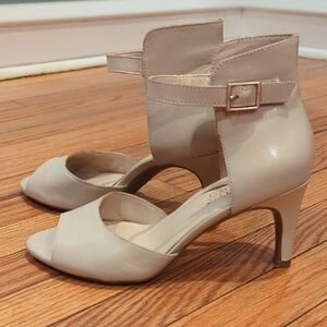 AEROSOLES Cream Ankle Strap Heels